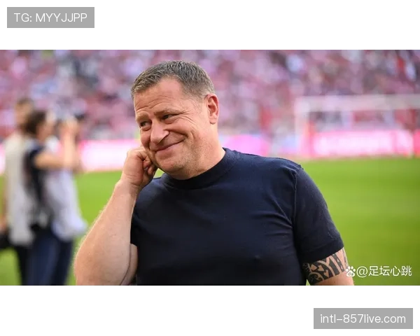 赛后声音:拜仁主帅埃贝尔称“胜利比场面更重要”。 赛后声音:拜仁主帅埃贝尔称“胜利比场面更重要”。