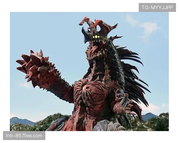 新生代冲击加剧，但巨头统治的裂缝仍未被完全撕开